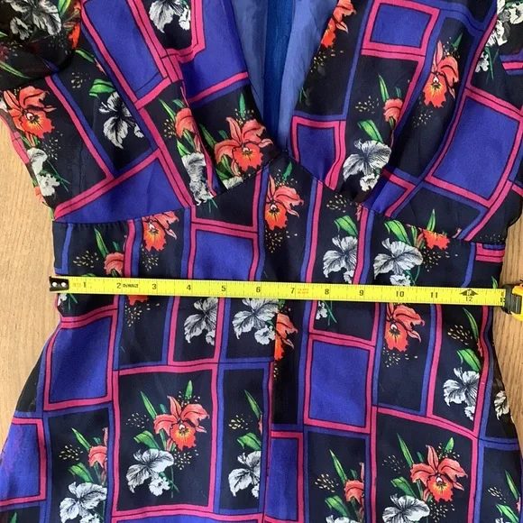 Give me night fever, night feverrrr… in a vintage 70’s Marie Robelle dress! - Picture 10 of 13